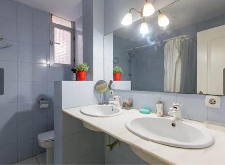 Centro Madrid Malasana エクステリア 写真